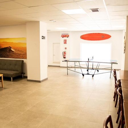 סן ויסנטה דה לה ברקרה Hostel Playa De Meron מראה חיצוני תמונה