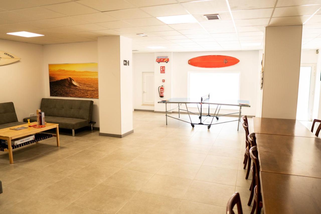 סן ויסנטה דה לה ברקרה Hostel Playa De Meron מראה חיצוני תמונה